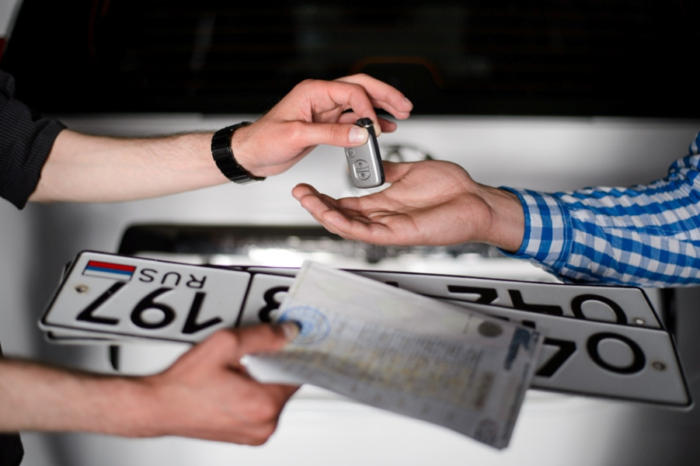ГИБДД прекращает выдачу регистрационных знаков на автомобиль